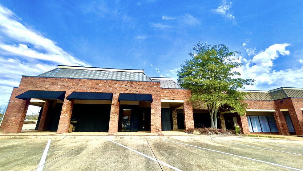 1625 E County Line Rd, Jackson, MS en alquiler - Foto del edificio - Imagen 3 de 27