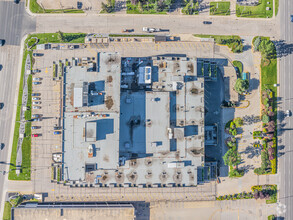 4445 Calgary Trl, Edmonton, AB - VISTA AÉREA  vista de mapa - Image1