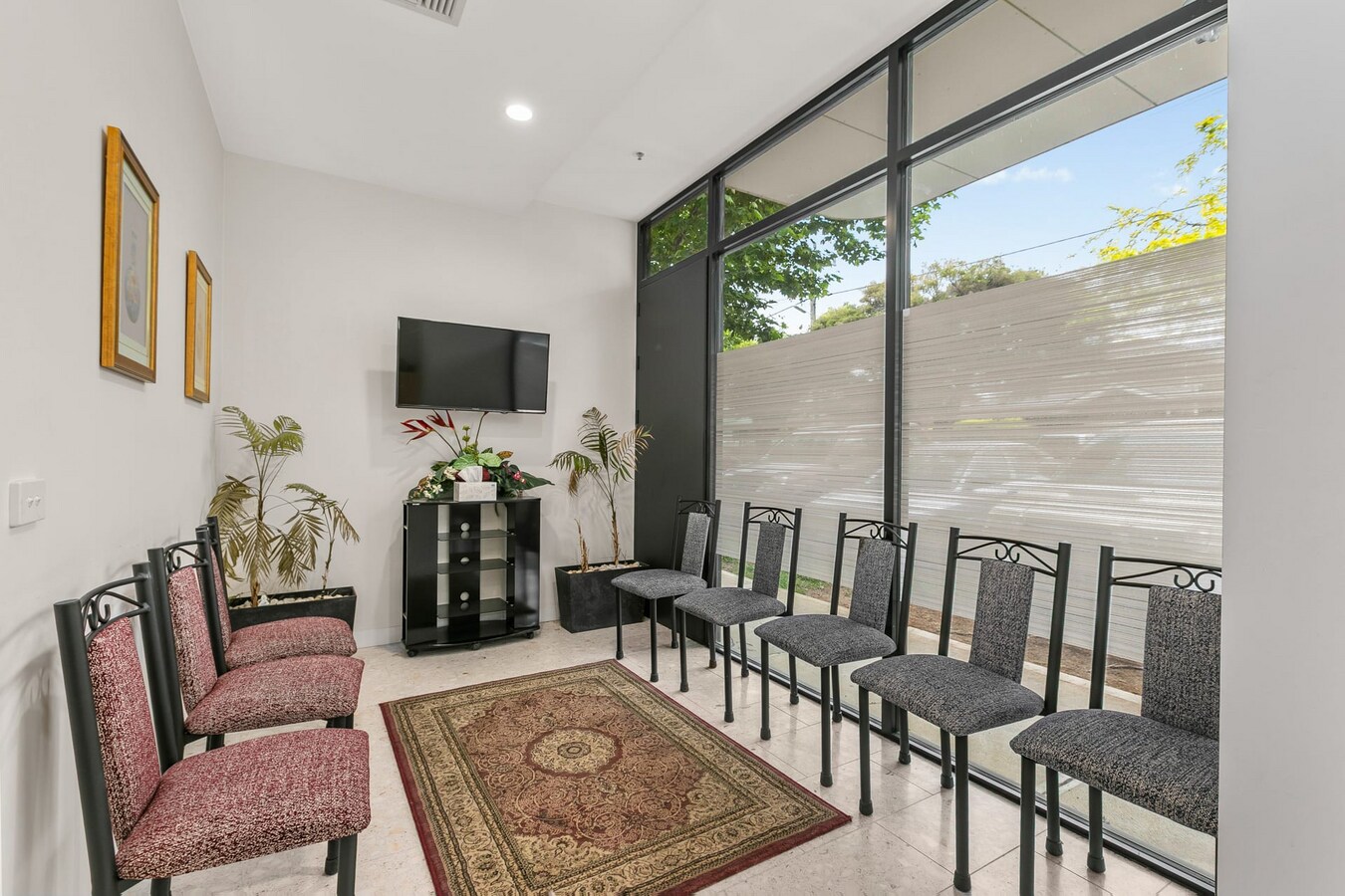 33A-33B Ryan St, Footscray, VIC 3011 - Unidad A & B - - Foto del interior - Image 2 of 4