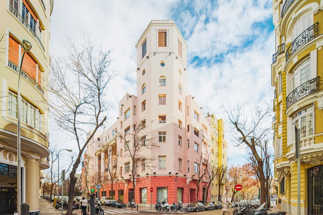 Más detalles de Calle Marqués Riscal, 11, Madrid - Oficina en alquiler