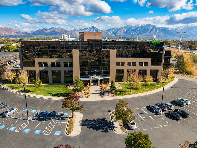 2875 Decker Lake Dr, West Valley City, UT en alquiler - Foto del edificio - Imagen 1 de 32