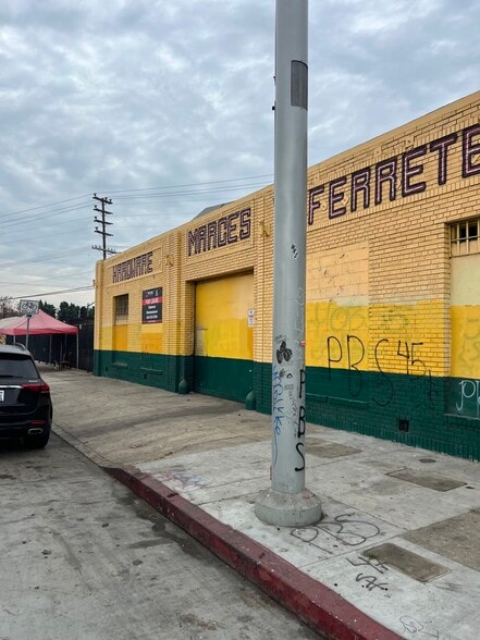 4500 S Main St, Los Angeles, CA en alquiler - Foto del edificio - Imagen 2 de 13