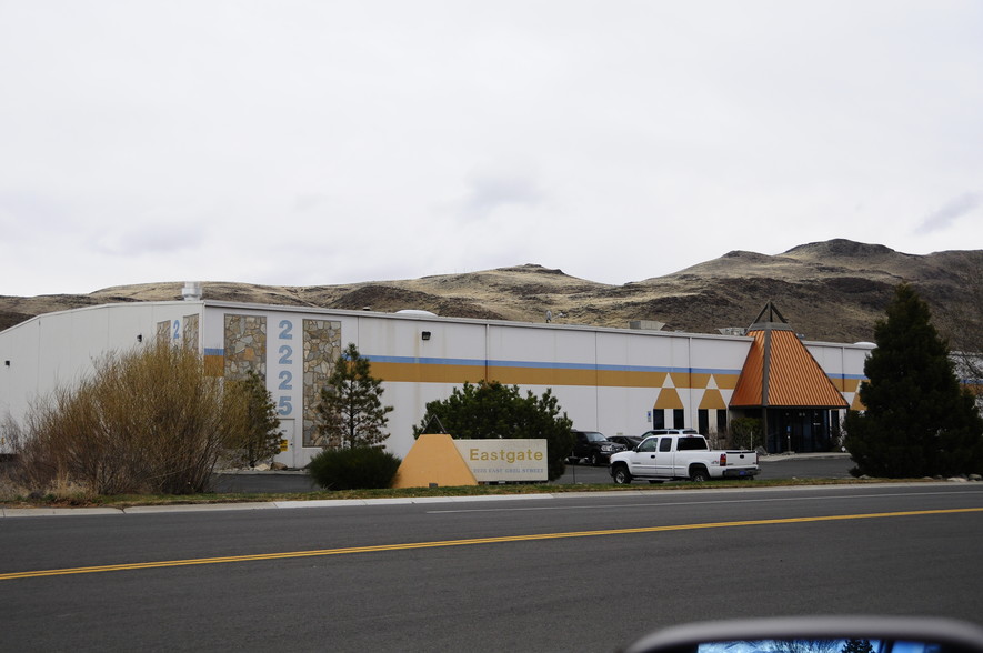 2225 E Greg St, Sparks, NV en alquiler - Foto del edificio - Imagen 3 de 3