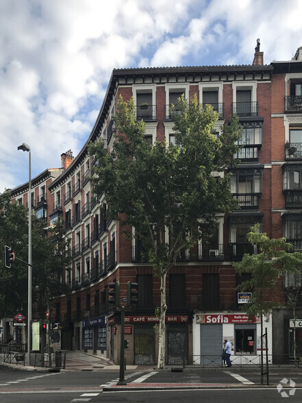 Glorieta Ruiz Jiménez, 5, Madrid, Madrid en venta - Foto del edificio - Imagen 2 de 2