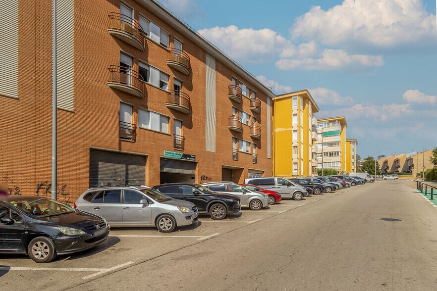 Carrer d'Amadeu Vives, 2, Manresa, Barcelona en venta - Foto del edificio - Imagen 3 de 3