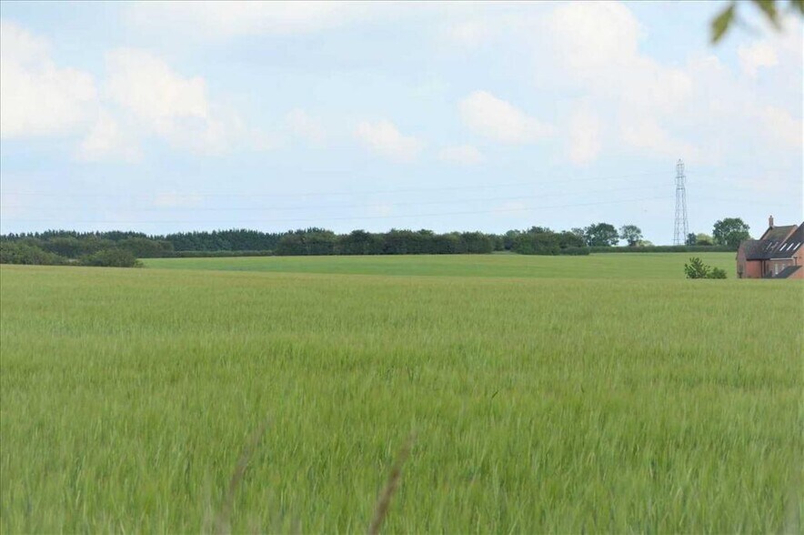 Irwin Rd, Blyton en venta - Foto del edificio - Imagen 2 de 4