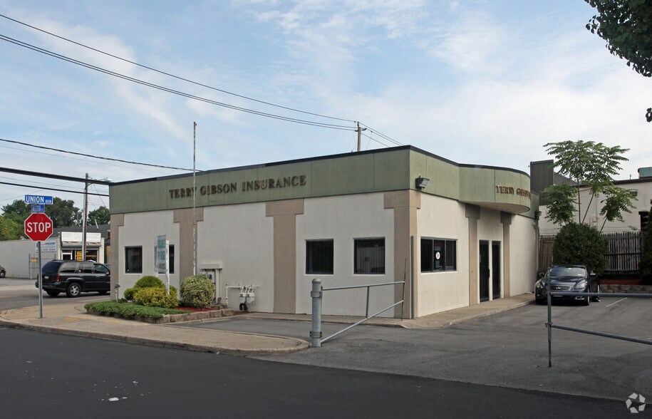 1918 Union Blvd, Bay Shore, NY en alquiler - Foto del edificio - Imagen 1 de 7