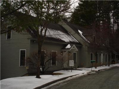 160 Palmer Ct, White River Junction, VT en venta - Foto del edificio - Imagen 2 de 6