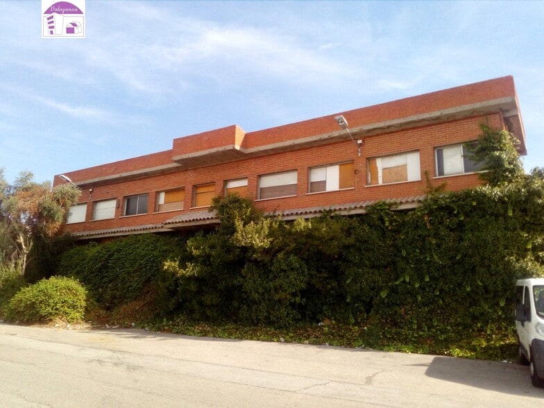 Nave en Parla, Madrid en venta - Foto principal - Imagen 1 de 5