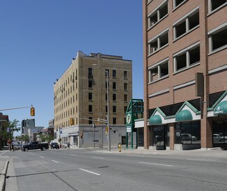 Más detalles de 70 King St E, Oshawa, ON - Local en alquiler