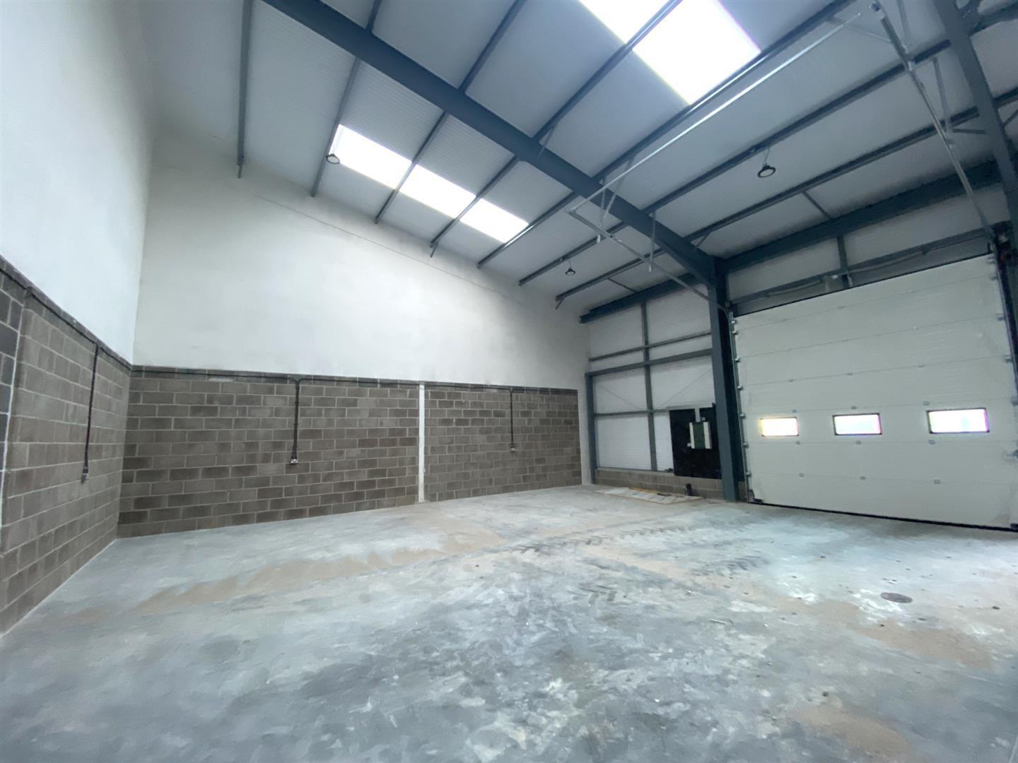 8A-8C Rolls Mill Way, Sturminster Newton en alquiler Foto del interior- Imagen 1 de 2