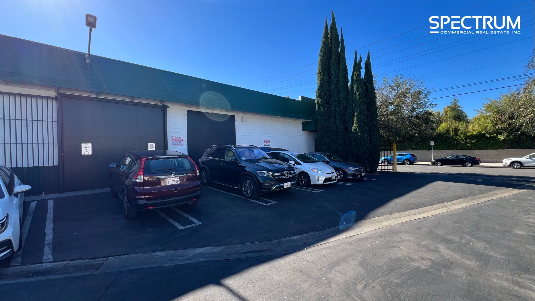 7730-7750 Gloria Ave, Van Nuys, CA en venta Foto del edificio- Imagen 1 de 1