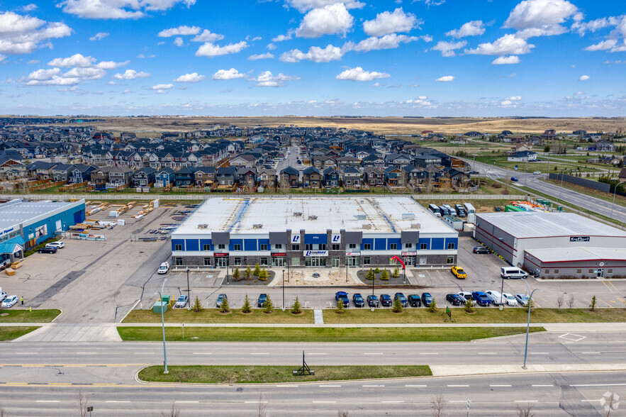 2956 Kingsview Blvd SE, Airdrie, AB en alquiler - Vista aérea - Imagen 2 de 4