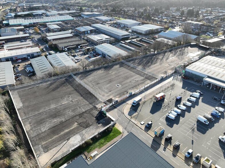 Dallow Road, Luton en alquiler - Foto del edificio - Imagen 3 de 21