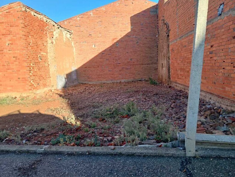 Terreno en Zotes del Páramo en venta - Foto del edificio - Imagen 3 de 9