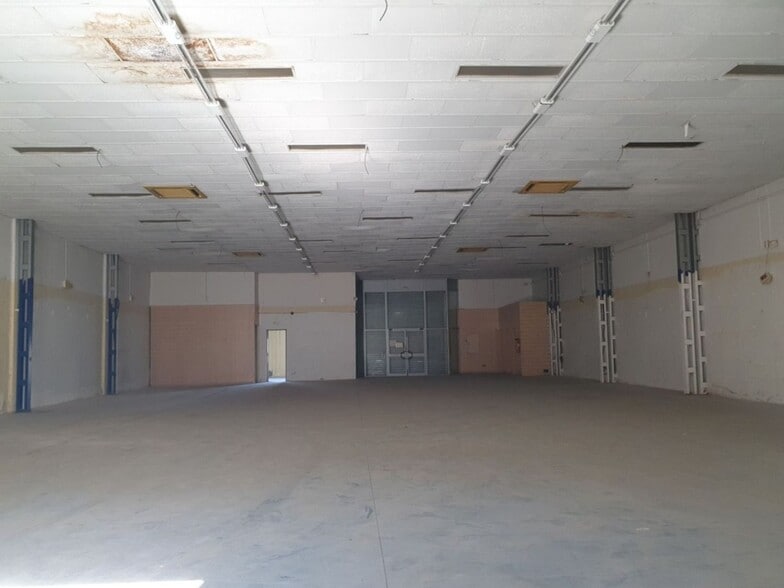 Nave en SEVILLA en alquiler - Foto del edificio - Imagen 3 de 14