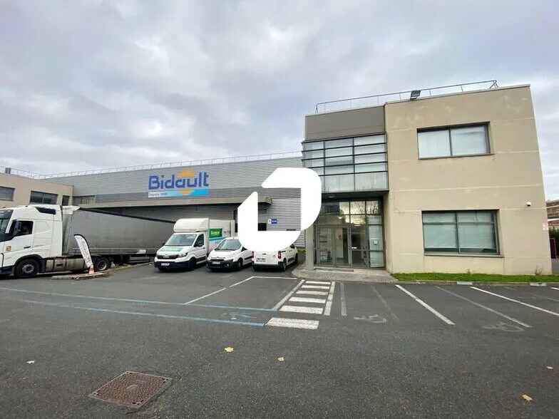 36-42 Boulevard Louise Michel, Gennevilliers en alquiler - Foto del edificio - Imagen 3 de 21