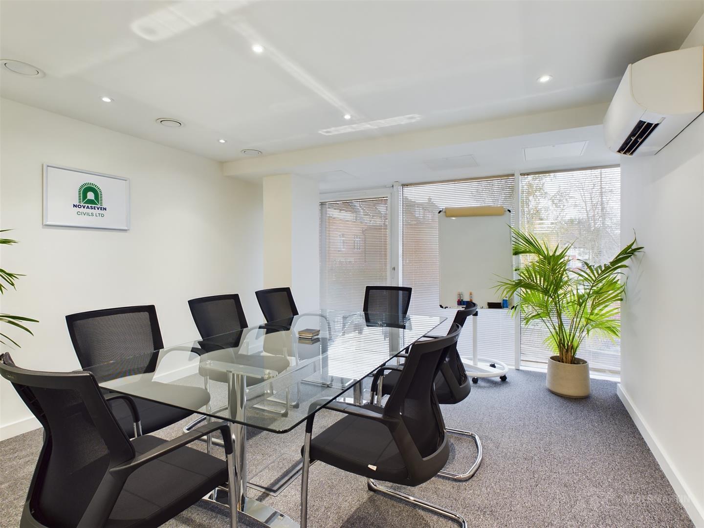 Cadbury Close, London en venta Foto del interior- Imagen 1 de 13