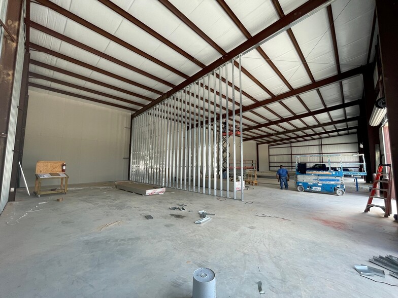 22131 Rothwood Rd, Spring, TX en alquiler - Foto del interior - Imagen 2 de 8