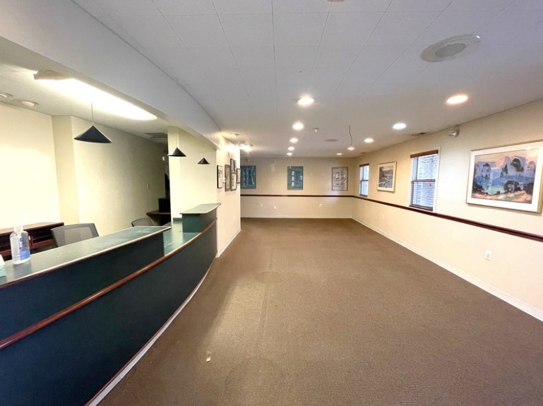 525 S State Route 73, Marlton, NJ en venta - Lobby - Imagen 2 de 13