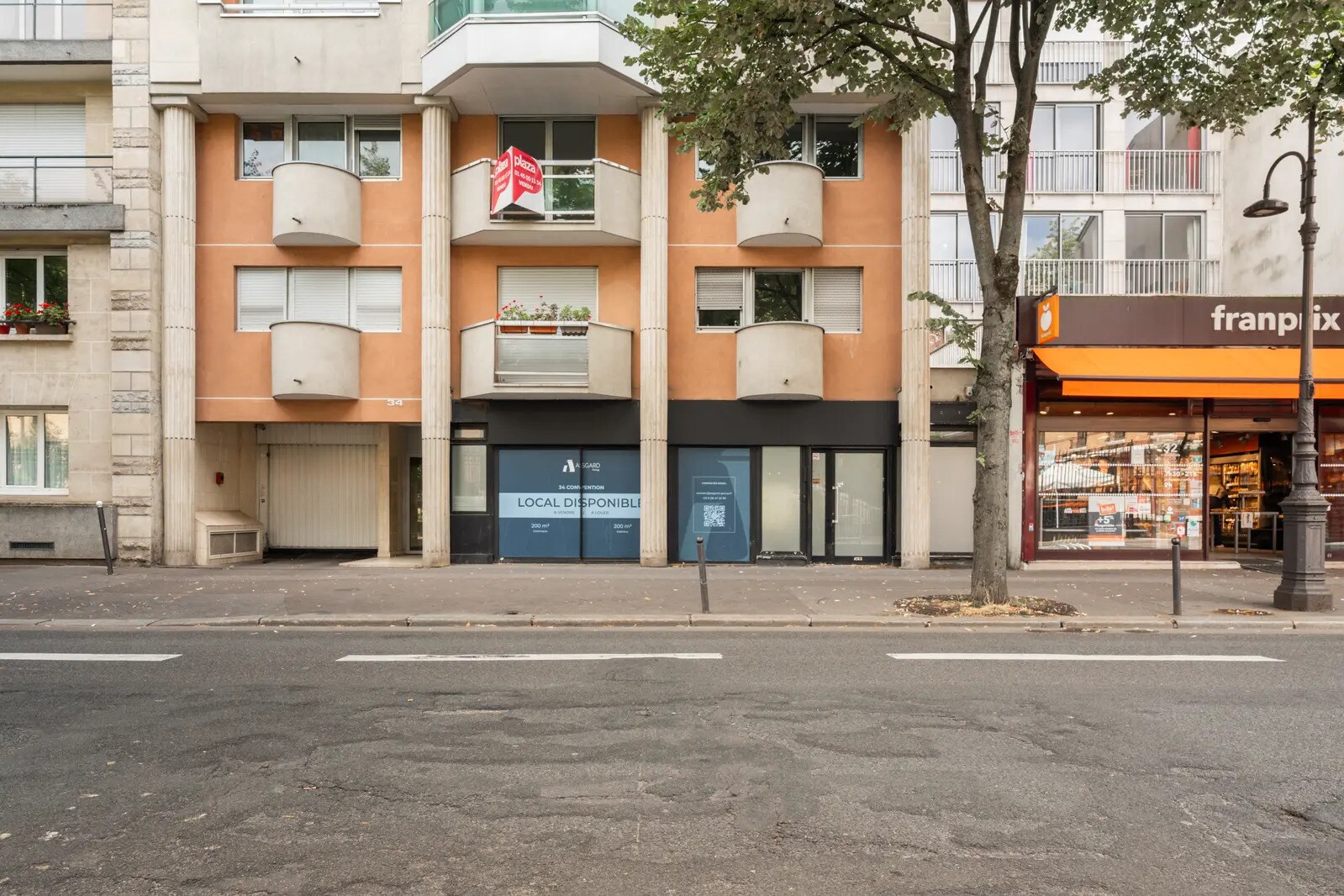 24 Rue De La Convention, Paris en venta Foto del edificio- Imagen 1 de 18