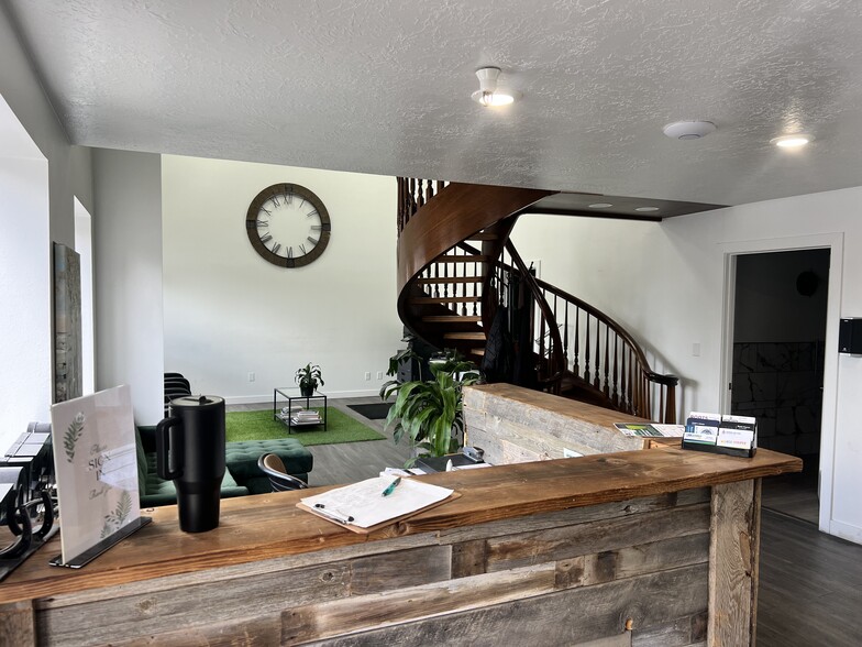 1657 N State St, Lehi, UT en alquiler - Foto del interior - Imagen 2 de 84