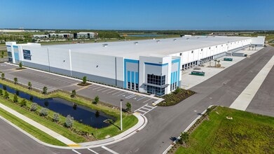 16200 Ben Hill Griffin Pky, Fort Myers, FL en alquiler Foto del edificio- Imagen 2 de 2