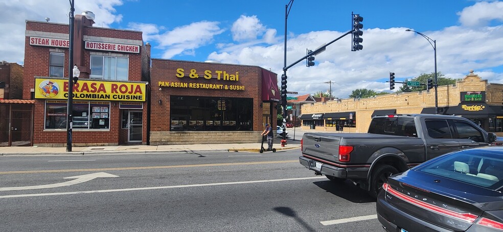 3558 N Pulaski Rd, Chicago, IL en alquiler - Foto del edificio - Imagen 3 de 3