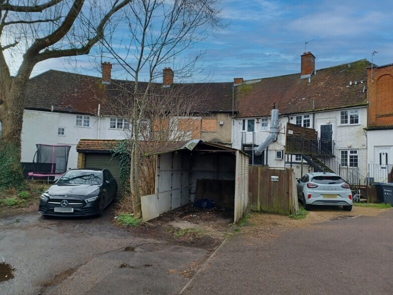 1-9 Howard Park Corner, Letchworth Garden City en venta - Foto del edificio - Imagen 2 de 4