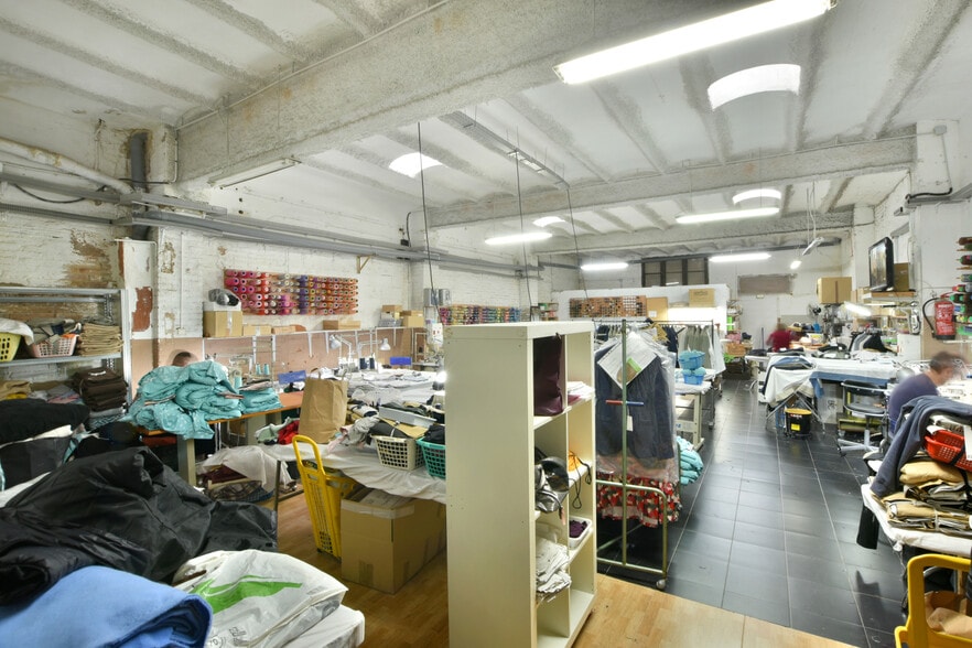 Carrer de Josep Prats, 23, L'Hospitalet de Llobregat, Barcelona en venta - Foto del interior - Imagen 2 de 25