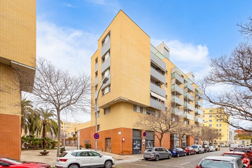 Local en Barcelona, Barcelona en alquiler - Foto del edificio - Imagen 2 de 2