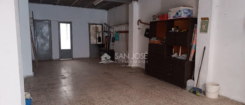 Nave en Alicante en venta - Foto del edificio - Imagen 3 de 10