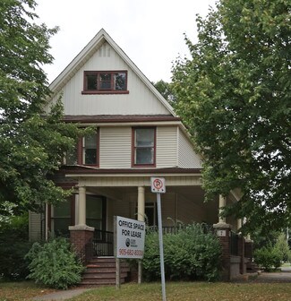 Más detalles de 7 Welland Ave, St Catharines, ON - Oficina en venta