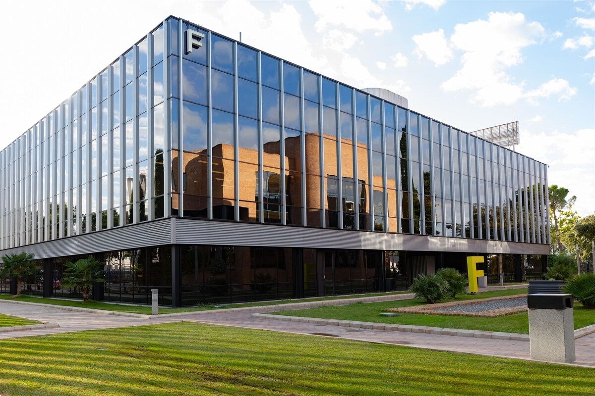 Calle Sierra de Guadarrama, 3, San Fernando de Henares, Madrid en alquiler Foto principal- Imagen 1 de 3