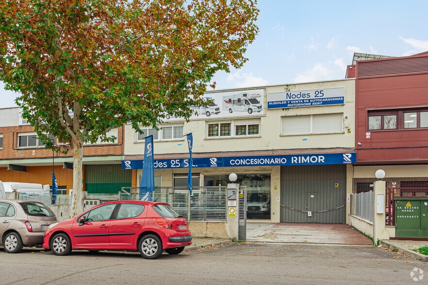 Calle Sierra Guadarrama, 16, San Fernando de Henares, Madrid en venta - Foto principal - Imagen 1 de 2