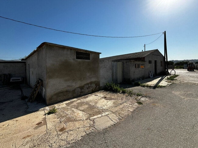 Más detalles de Nave en alquiler