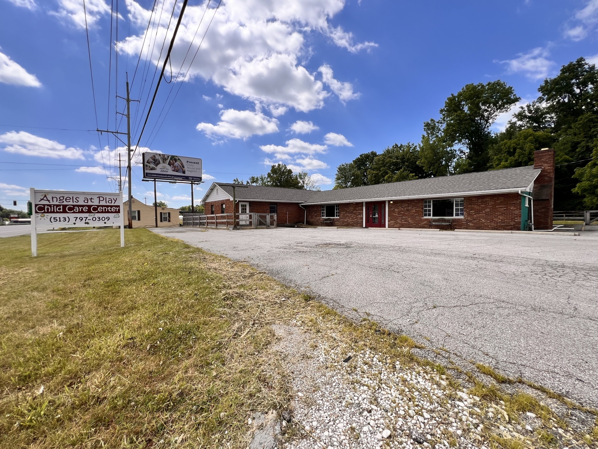 1965-125 E Ohio Pike, Amelia, OH en venta Foto del edificio- Imagen 1 de 23