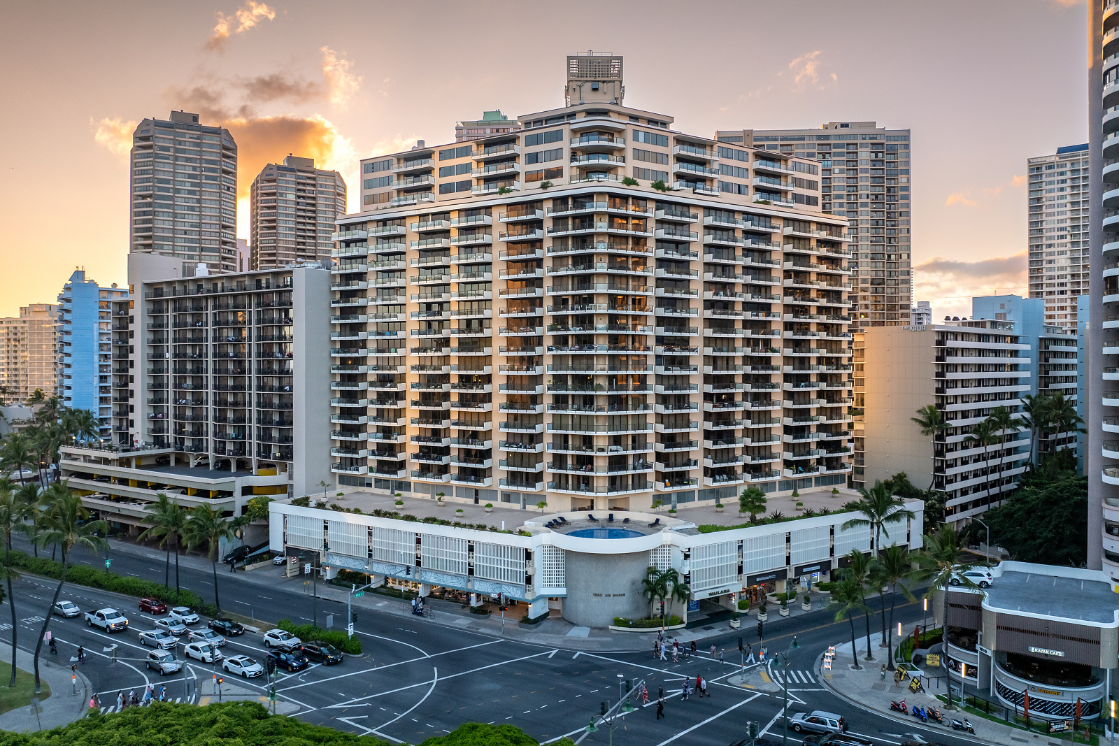 1860 Ala Moana Blvd, Honolulu, HI en alquiler Foto del edificio- Imagen 1 de 7