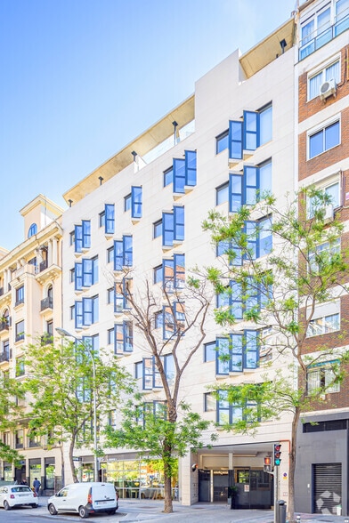 Calle de San Bernardo, 118, Madrid, Madrid en venta - Foto principal - Imagen 1 de 1