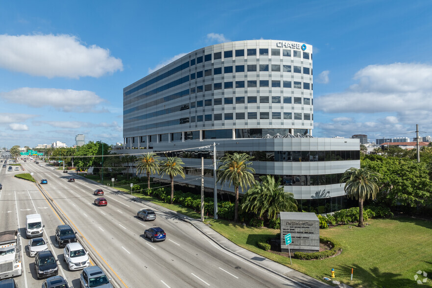 19495 Biscayne Blvd, Aventura, FL en alquiler - Foto del edificio - Imagen 1 de 18