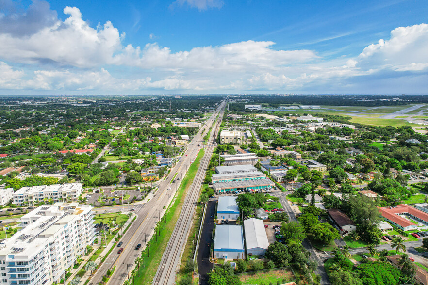 621 NE 1st Ave, Pompano Beach, FL en venta - Foto del edificio - Imagen 3 de 37