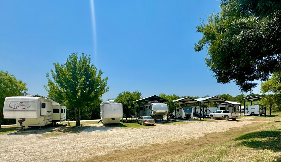 1321 N FM 56, Glen Rose, TX en venta - Foto principal - Imagen 1 de 14