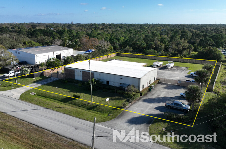 3001 Industrial Avenue 2, Fort Pierce, FL en venta - Foto del edificio - Imagen 1 de 9