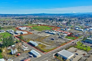 Más detalles de 525 W Main St, Molalla, OR - Terreno en alquiler