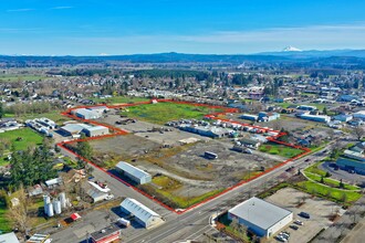 525 W Main St, Molalla, OR - VISTA AÉREA  vista de mapa - Image1