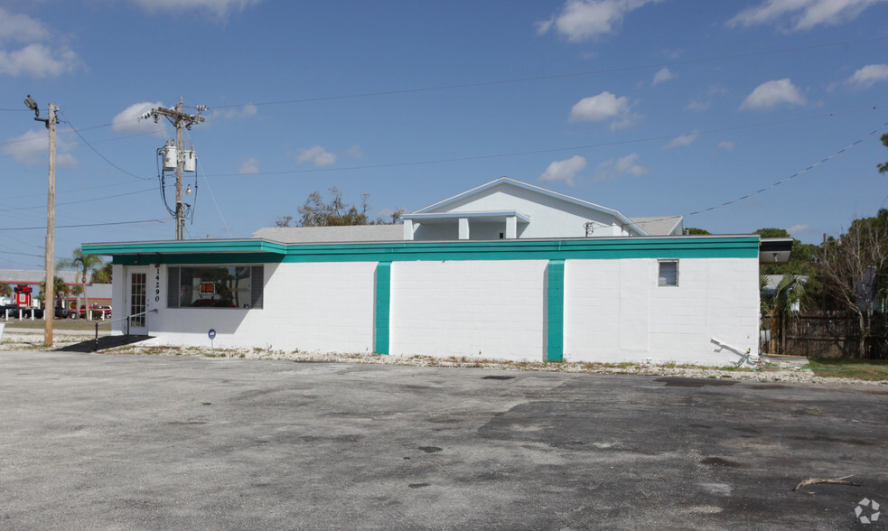 14290 N Cleveland Ave, North Fort Myers, FL en venta - Foto del edificio - Imagen 2 de 4