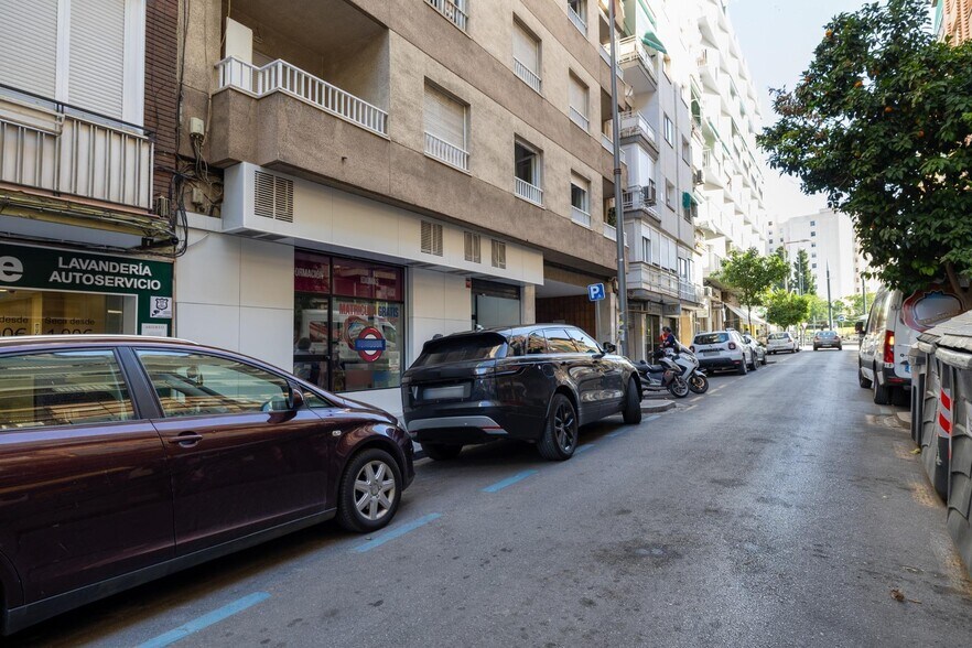 del Cisne, 6, Granada, Granada en venta - Foto del edificio - Imagen 3 de 32