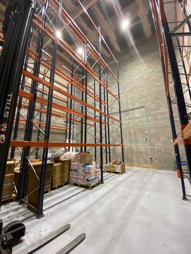 Más detalles de Nave en alquiler