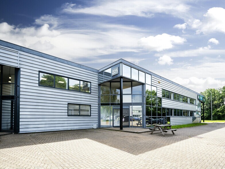 Europa Trade Park, Warrington en alquiler - Foto del edificio - Imagen 2 de 18