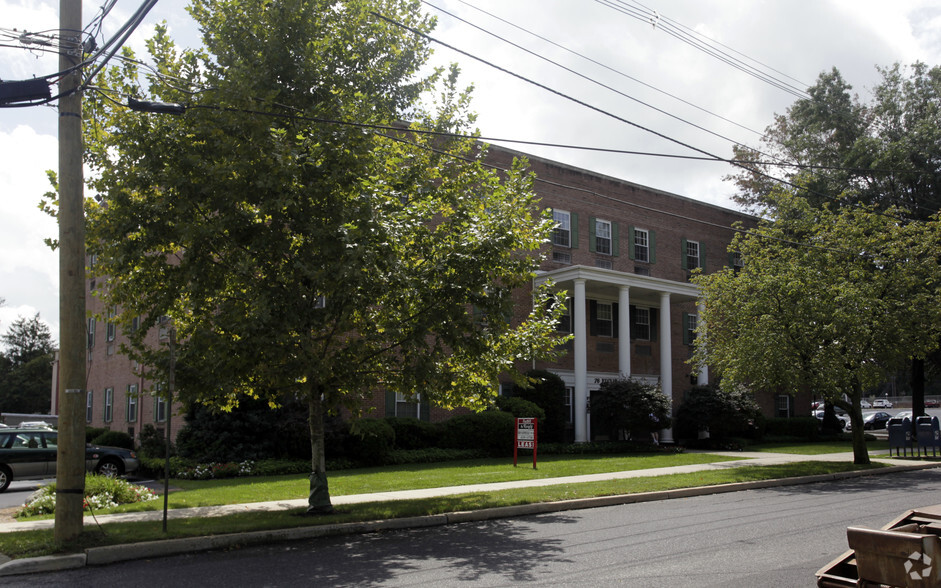 76 Euclid Ave, Haddonfield, NJ en alquiler - Foto del edificio - Imagen 3 de 14